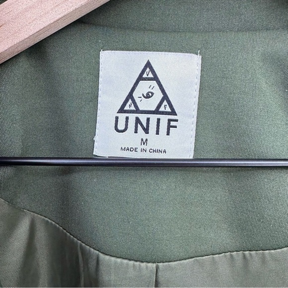 UNIF Neo Green Trench Coat Snap Button Size Medium - Picture 9 of 12